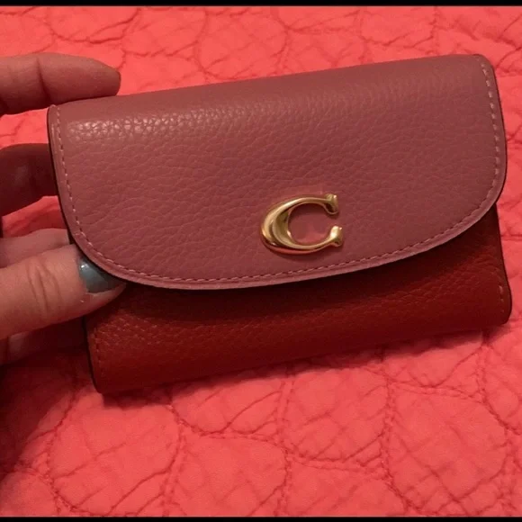 NWOT COACH REMI MED. COLOR BLOCK WALLET coordinates w COACH bag in my closet